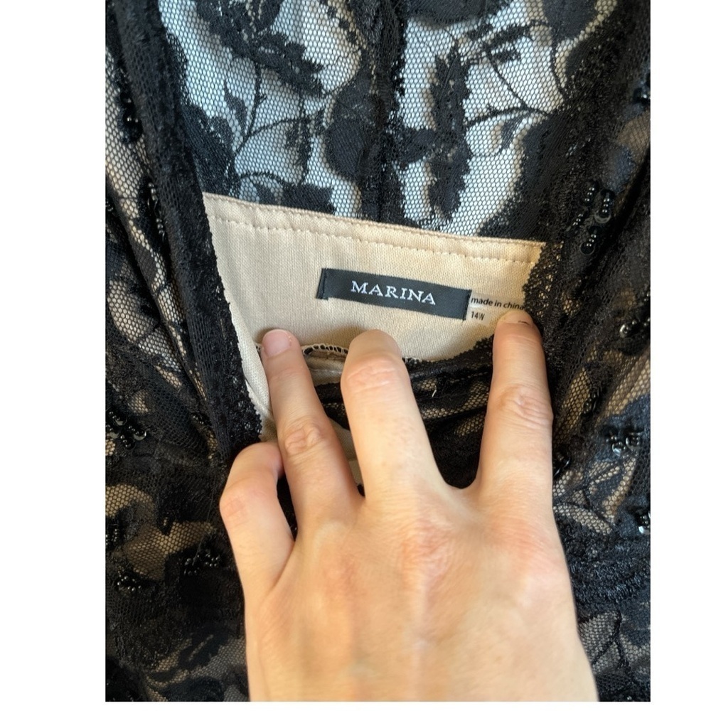 Marina black lace cocktail dress size 14W EUC - Picture 6 of 7